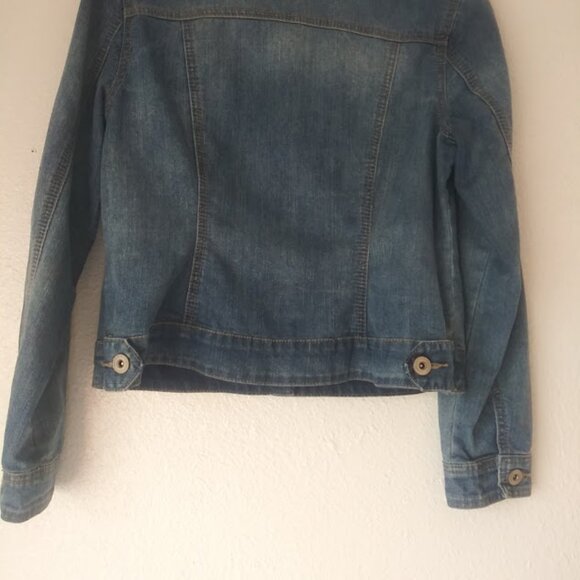 Roz & Ali women's size S Medium wash jean jacket - Picture 6 of 16